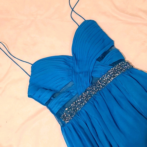 NWT Hailey Logan Gown Sz 3/4 - Picture 2 of 3